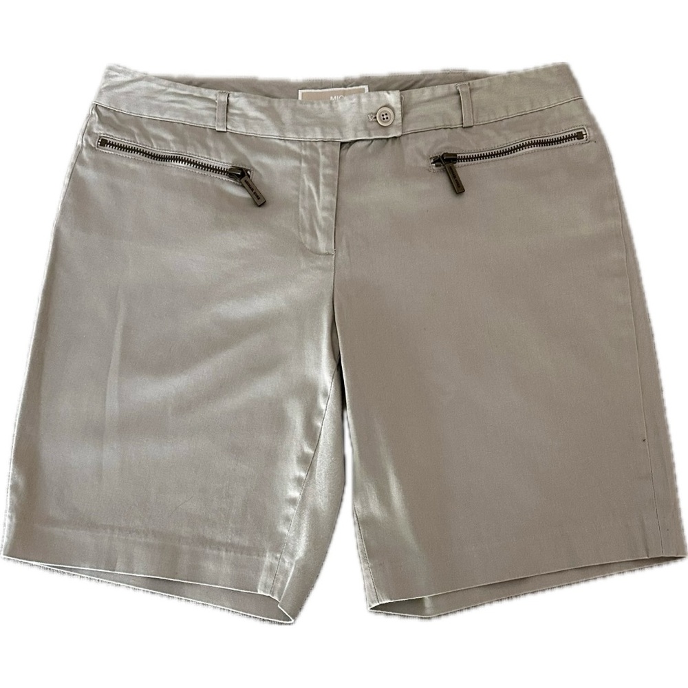 Michael Kors Tan Khaki Shorts 8” Inseam Zipper front w/button Pockets Size 8